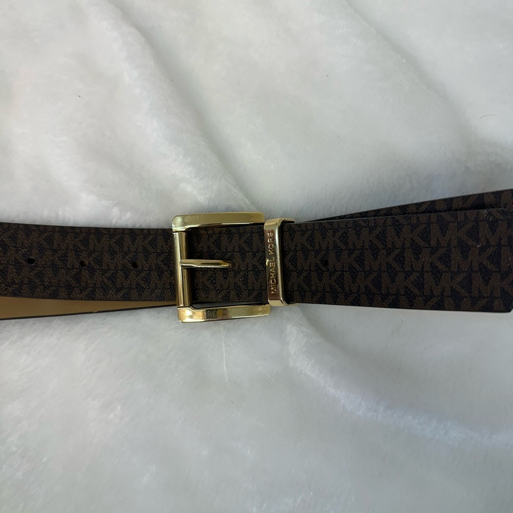 Michael Kors Brown Signature Belt with Gold Buckle size M medium 40 inches - Picture 2 of 4